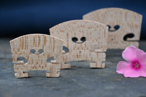 Kleine Bestandteile für Kinderinstrumente