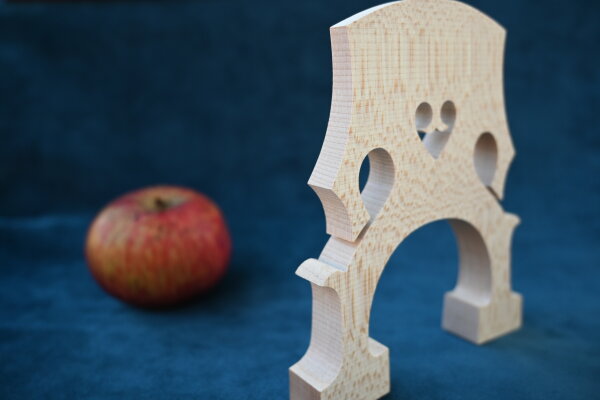 Mondholz Cello-Steg***, handgesägt, französisch, 92mm, Made in Germany